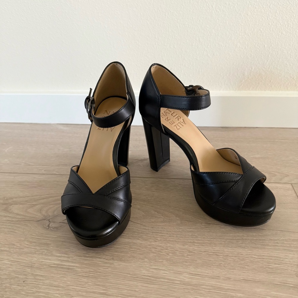 🩷SOLD!🩷 NEW Naturalizer Malina Heels – Black Leather, Size 4